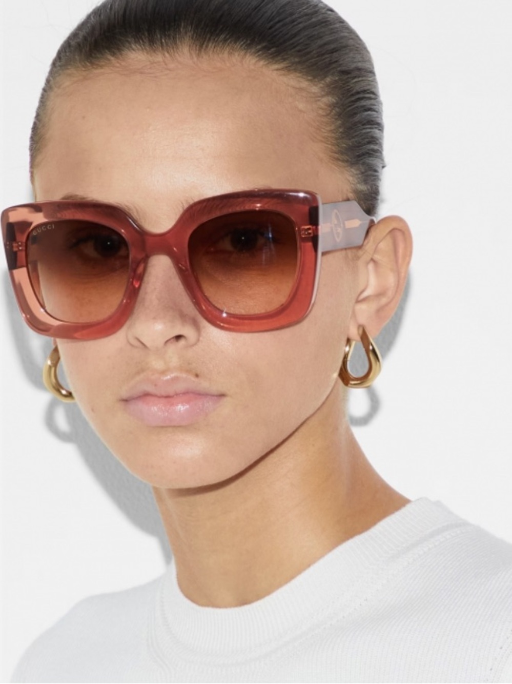 Excluded Gucci Sunglasses, New 385 - Picture 6 of 8